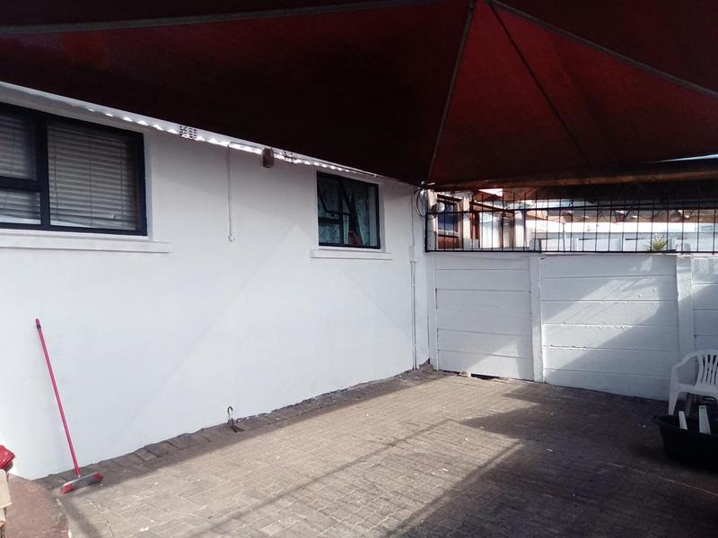 1 Bedroom Property for Sale in Steenberg Western Cape